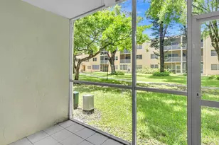 100 Ashbury Rd, Hollywood, FL 33024 - Photo 20