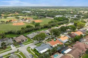 10506 NW 7th Ct, Plantation, FL 33324 - Photo 16