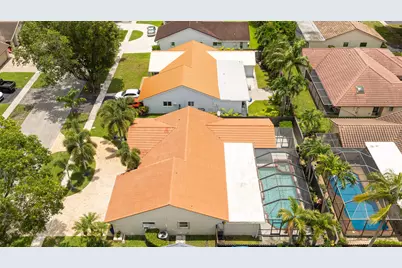 10506 NW 7th Court, Plantation, FL 33324 - Photo 18