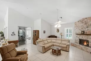 2305 Winding Creek Ln, Fort Pierce, FL 34981 - Photo 8