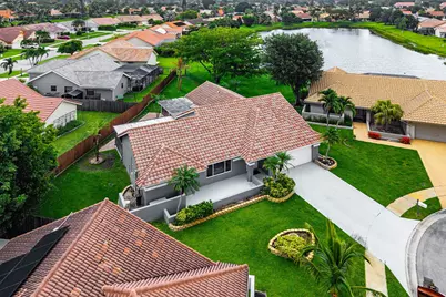 5781 Laurel Green Circle, Boynton Beach, FL 33437 - Photo 42