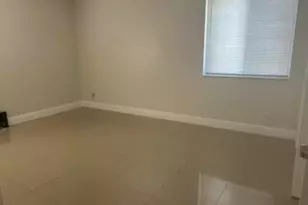18970 Cloud Lake Cir, Boca Raton, FL 33496 - Photo 8