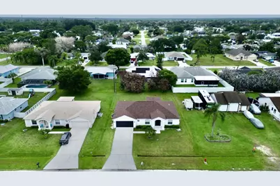 719 SW Broadview Street, Port Saint Lucie, FL 34983 - Photo 2