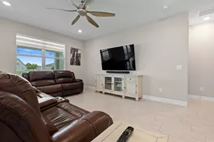 10454 SW Captiva Dr, Port Saint Lucie, FL 34987 - Photo 20
