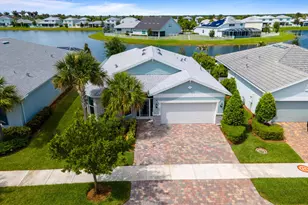 10454 SW Captiva Dr, Port Saint Lucie, FL 34987 - Photo 6