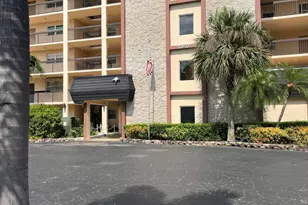 5340 NW 2nd Ave W, Boca Raton, FL 33487 - Photo 2