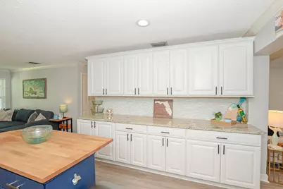 110 SW Hideaway Place, Stuart, FL 34994 - Photo 10