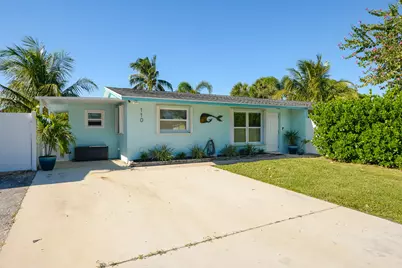 110 SW Hideaway Place, Stuart, FL 34994 - Photo 1