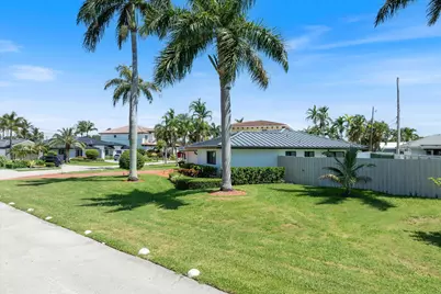 4410 NE 24th Avenue, Lighthouse Point, FL 33064 - Photo 4
