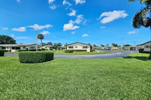 2966 Ashley Dr E, West Palm Beach, FL 33415 - Photo 16