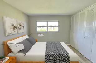 2966 Ashley Dr E, West Palm Beach, FL 33415 - Photo 10