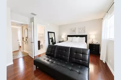 5131 W Oakland Park Boulevard #202, Lauderdale Lakes, FL 33313 - Photo 8