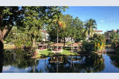 5131 W Oakland Park Boulevard #202, Lauderdale Lakes, FL 33313 - Photo 12