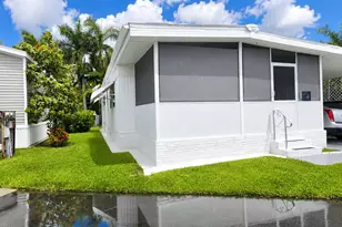 3302 Lake St, Hollywood, FL 33021 - Photo 2