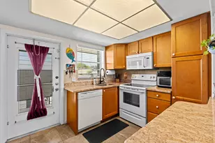 312 NE 17th Ave, Boynton Beach, FL 33435 - Photo 1