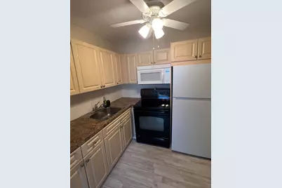 173 Waltham H #173, West Palm Beach, FL 33417 - Photo 4