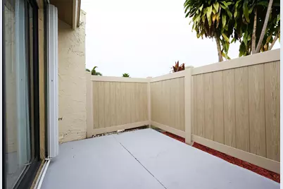 10127 E Boca Bend E #B2, Boca Raton, FL 33428 - Photo 16