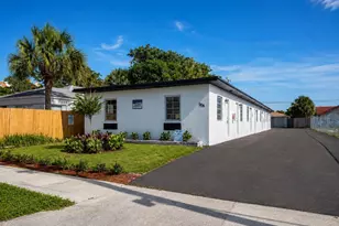 904 10th St, West Palm Beach, FL 33401 - Photo 2