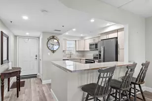3150 W Rolling Hills Cir, Davie, FL 33328 - Photo 4