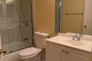 9741 NW 37th St, Sunrise, FL 33351 - Photo 10