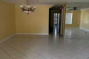 9741 NW 37th St, Sunrise, FL 33351 - Photo 4