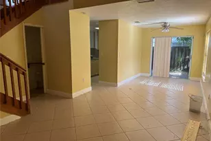 4350 SW 72nd Terrace SW, Davie, FL 33314 - Photo 8