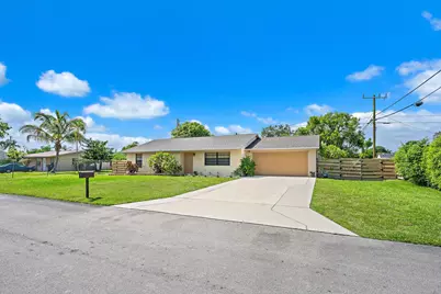 9090 Palladium Place, Lake Worth, FL 33467 - Photo 2