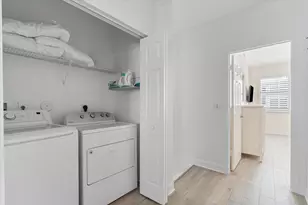 295 NE 5th Ave, Delray Beach, FL 33483 - Photo 6