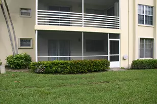 5570 Tamberlane Cir, Palm Beach Gardens, FL 33418 - Photo 20