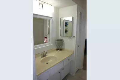 5570 Tamberlane Circle #130, Palm Beach Gardens, FL 33418 - Photo 10