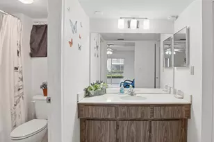 5570 Tamberlane Cir, Palm Beach Gardens, FL 33418 - Photo 18