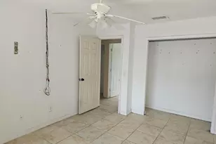 252 SW Cherryhill Rd, Port Saint Lucie, FL 34953 - Photo 14