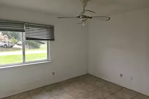 252 SW Cherryhill Rd, Port Saint Lucie, FL 34953 - Photo 10