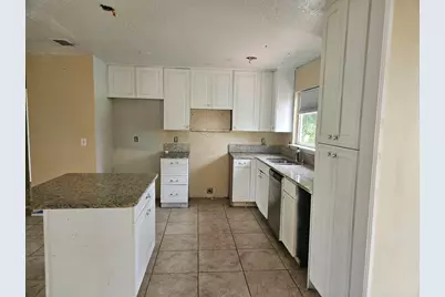 252 SW Cherryhill Road, Port Saint Lucie, FL 34953 - Photo 6