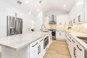 803 Kanuga Dr, West Palm Beach, FL 33401 - Photo 10