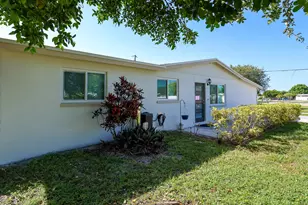 5763 Purdy Ln, West Palm Beach, FL 33415 - Photo 4