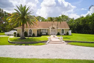 8066 Grapeview Blvd, Loxahatchee, FL 33470 - Photo 2