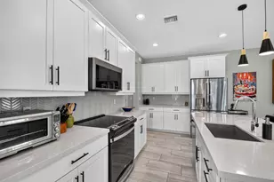 8789 Antarus Dr, Lake Worth, FL 33467 - Photo 6