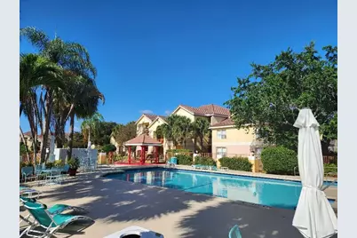 7630 Westwood Drive #328, Tamarac, FL 33321 - Photo 8