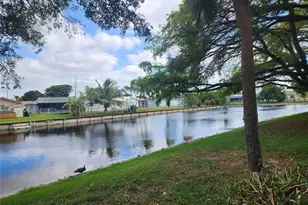 7630 Westwood Dr, Tamarac, FL 33321 - Photo 6