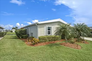 8475 Filifera Ct, Port Saint Lucie, FL 34952 - Photo 4
