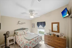 8475 Filifera Ct, Port Saint Lucie, FL 34952 - Photo 32