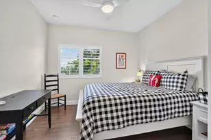 27 NW Hawthorne Pl, Boca Raton, FL 33432 - Photo 36