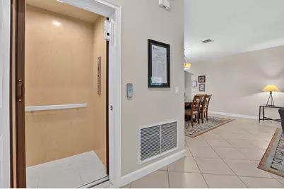 27 NW Hawthorne Place, Boca Raton, FL 33432 - Photo 26