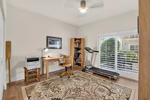 27 NW Hawthorne Pl, Boca Raton, FL 33432 - Photo 6