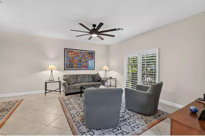 27 NW Hawthorne Place, Boca Raton, FL 33432 - Photo 14