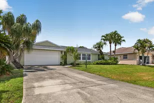 1556 SE Sinbad Ave, Port Saint Lucie, FL 34952 - Photo 4