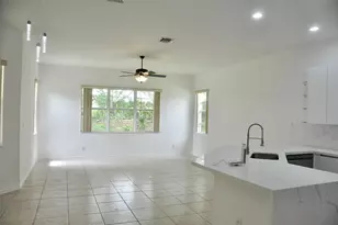 19496 S Whitewater Ave, Weston, FL 33332 - Photo 6