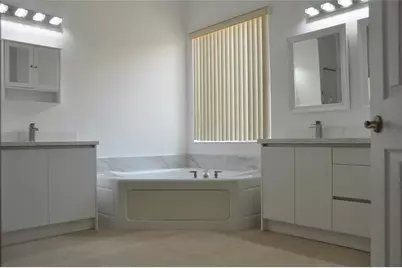19496 S Whitewater Avenue, Weston, FL 33332 - Photo 10