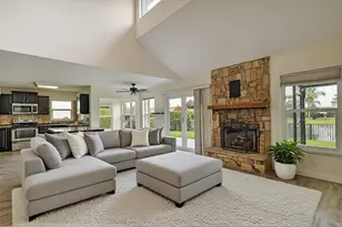 3570 Woods Walk Blvd, Lake Worth, FL 33467 - Photo 18